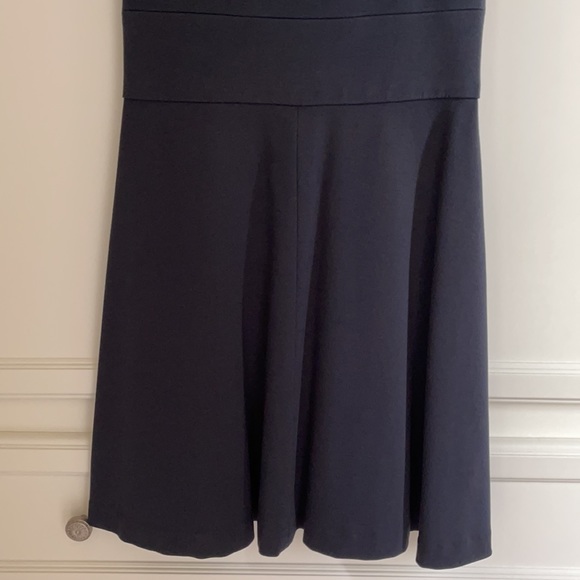 Banana Republic/Milly navy a-line dress - size 4 - so flattering- ๐ - Picture 6 of 8